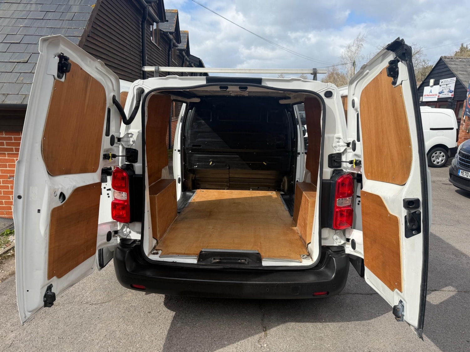 Used Citroen Dispatch for sale - 78073240: Photo 48