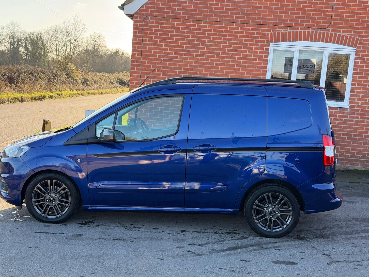 Used Ford Transit Courier 2019 for sale - 77156184: Photo 22