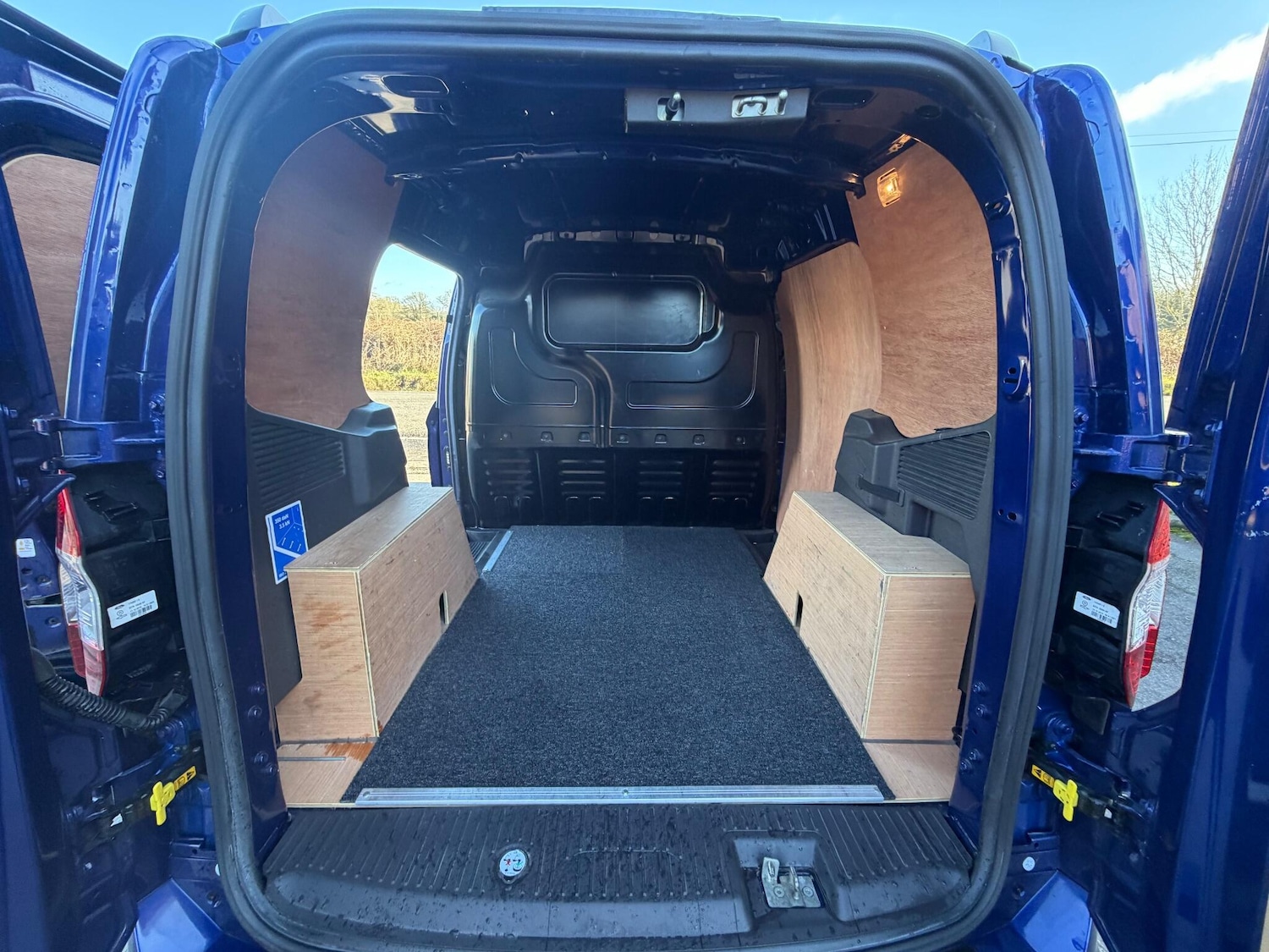 Used Ford Transit Courier 2019 for sale - 77156184: Photo 41