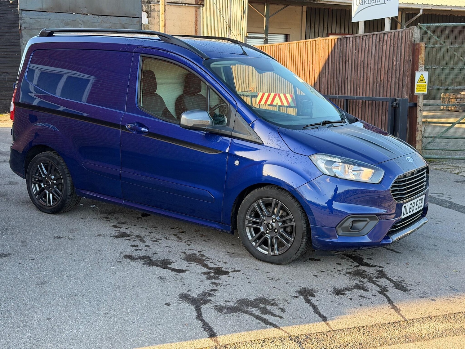 Used Ford Transit Courier 2019 for sale - 77156184: Photo 5