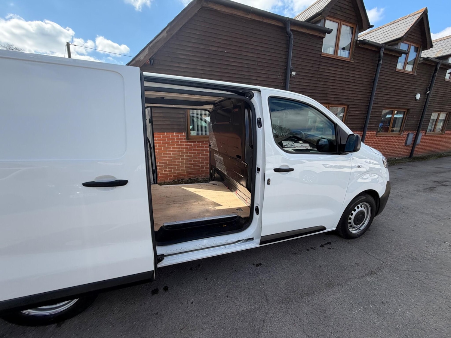 Used Vauxhall Vivaro for sale - 78127655: Photo 22