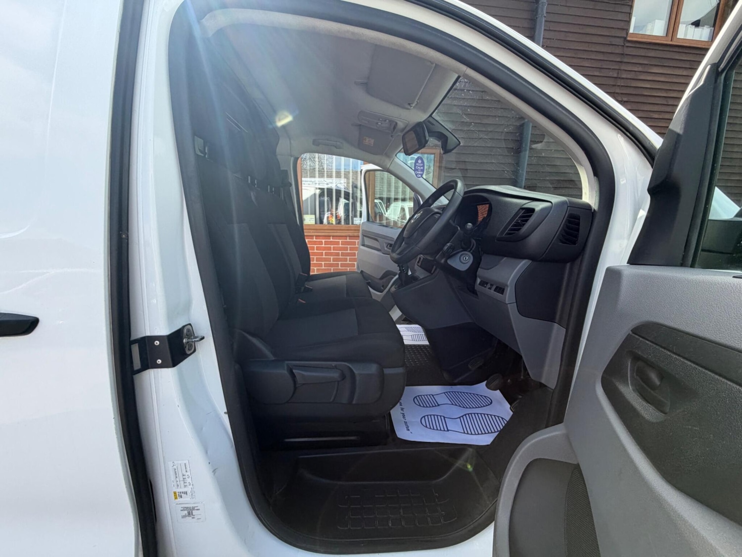 Used Vauxhall Vivaro for sale - 78127655: Photo 28