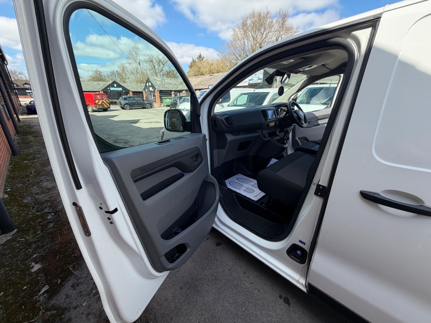 Used Vauxhall Vivaro for sale - 78127655: Photo 46