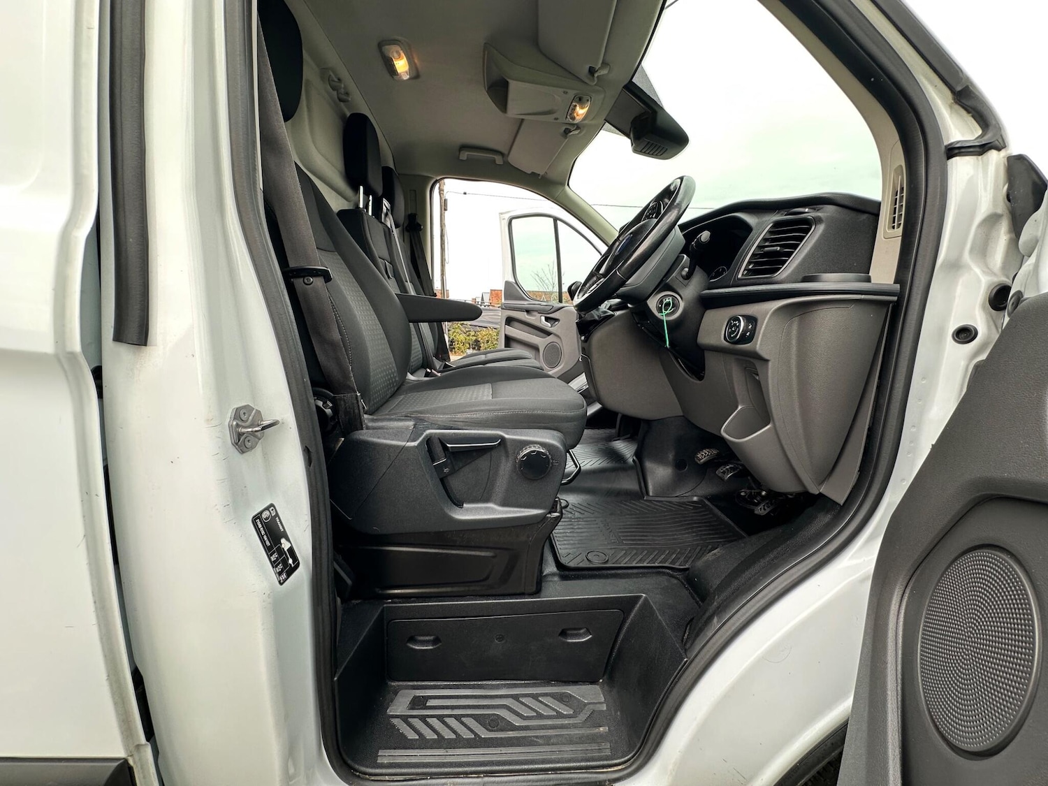 Used Ford Transit Custom 2018 for sale - 76647424: Photo 22