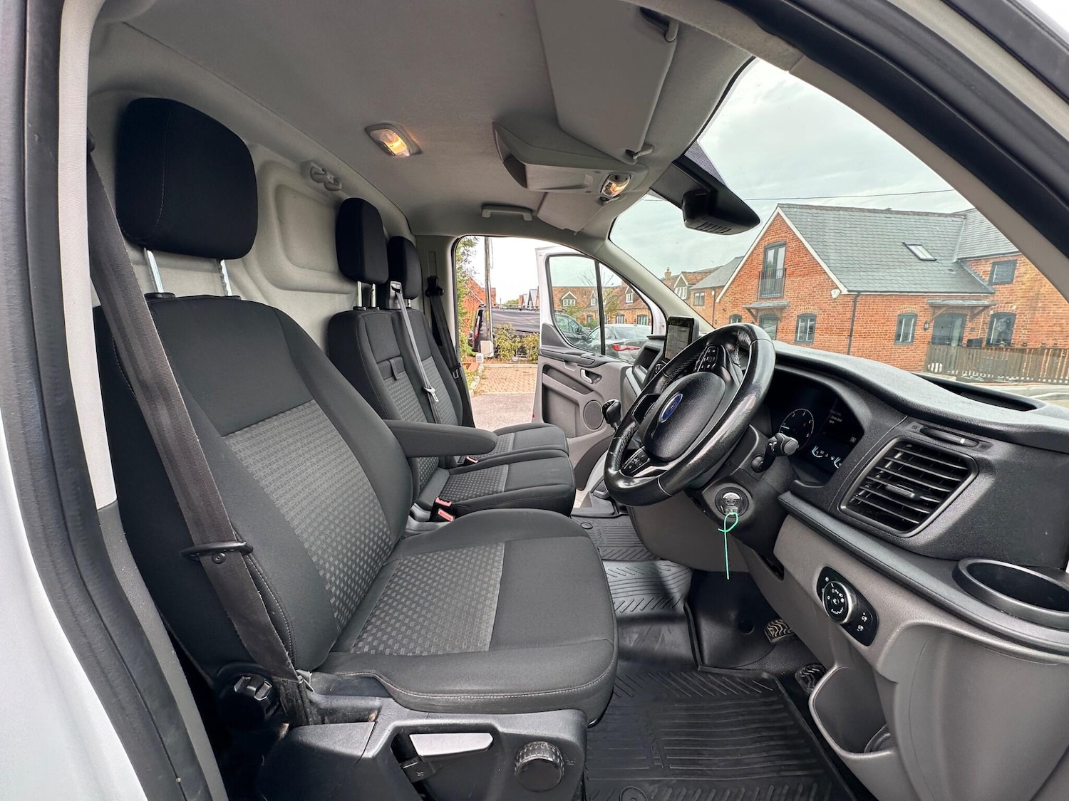 Used Ford Transit Custom 2018 for sale - 76647424: Photo 25