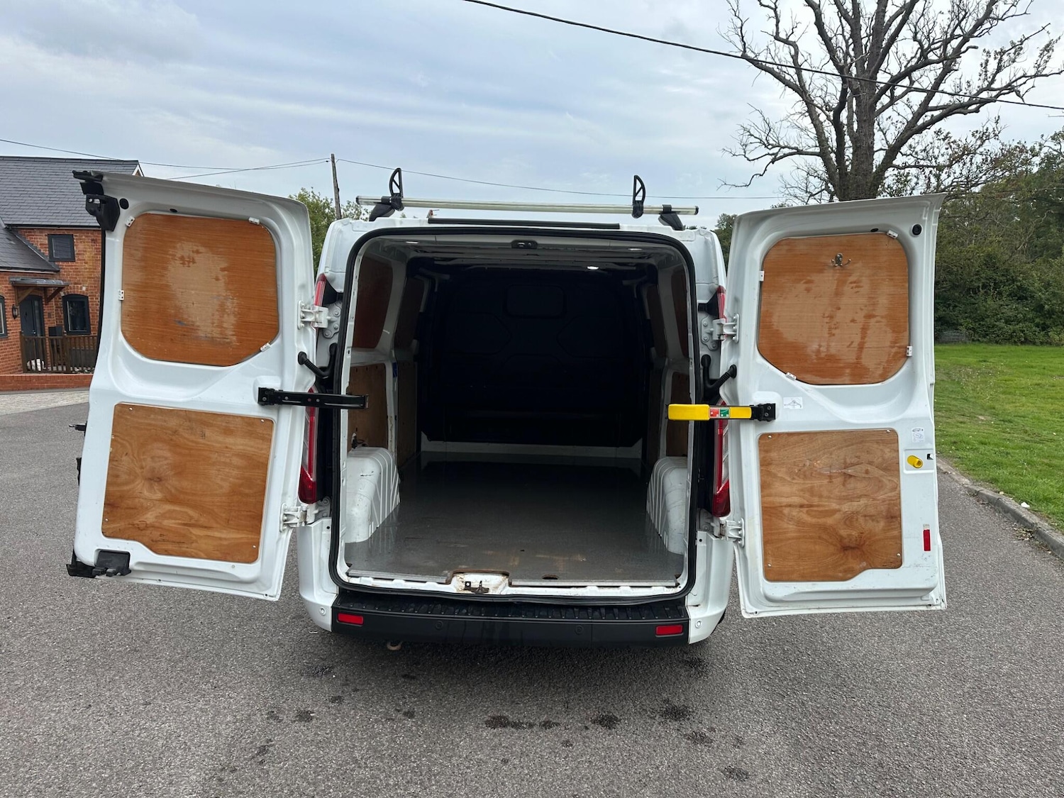 Used Ford Transit Custom 2018 for sale - 76647424: Photo 45