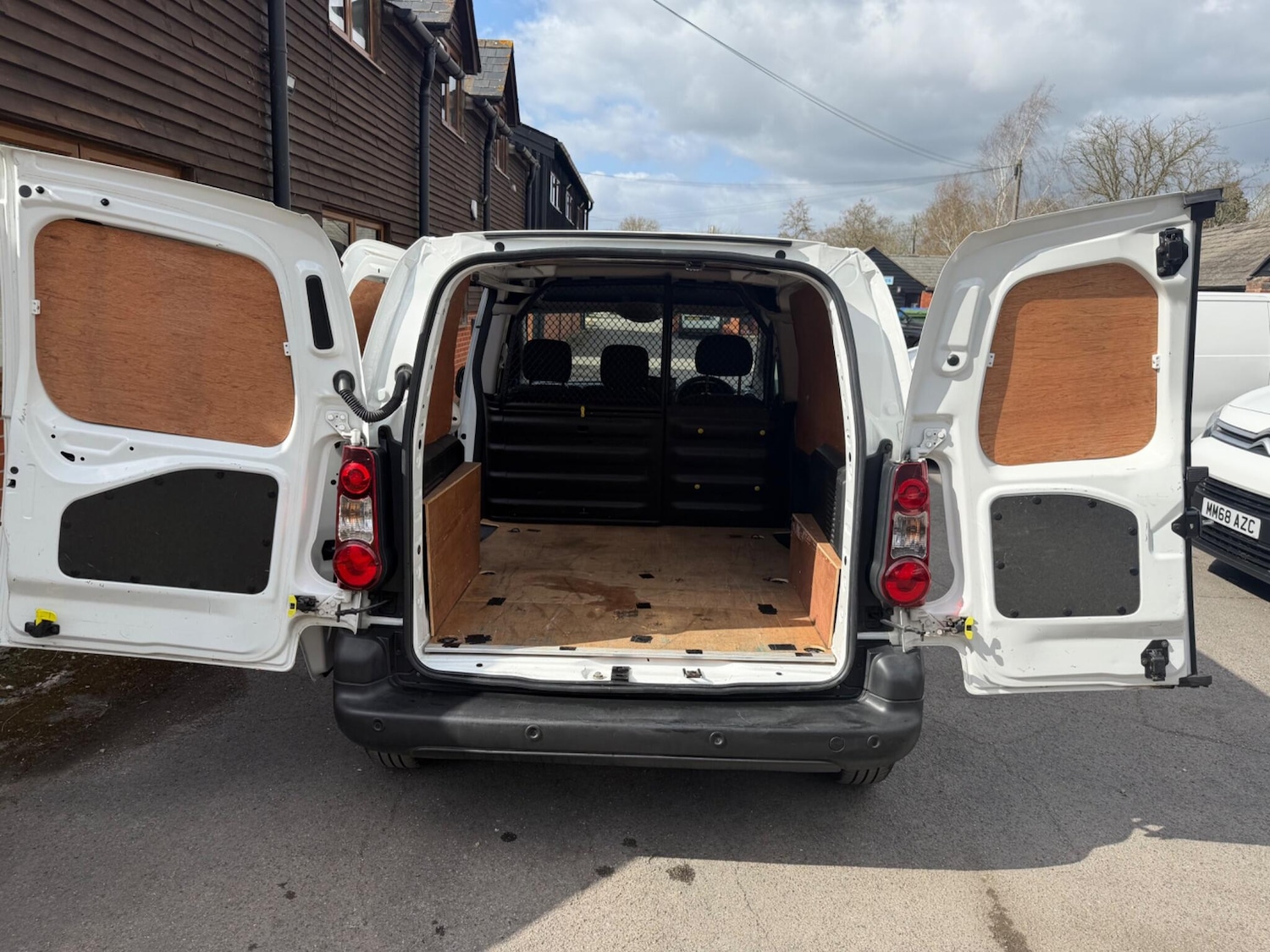 Used Peugeot Partner for sale - 78072090: Photo 40