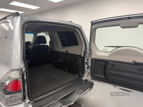 Used Mitsubishi Shogun 2012 for sale - 76474254: Photo 8