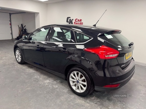 Used Ford Focus 2015 for sale - 76474260: Photo 2