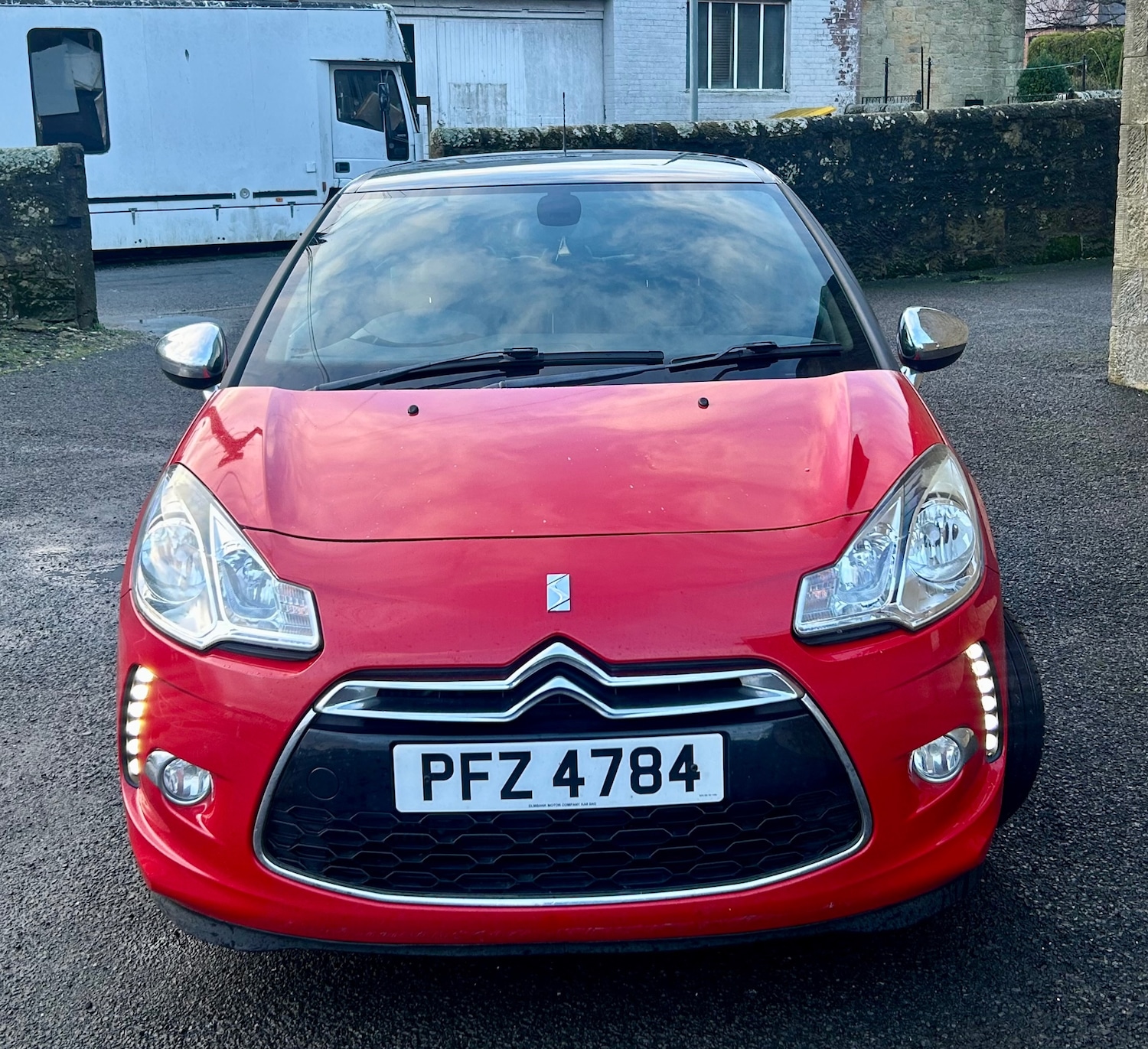 Used Citroen DS3 2012 for sale - 76862063: Photo 2