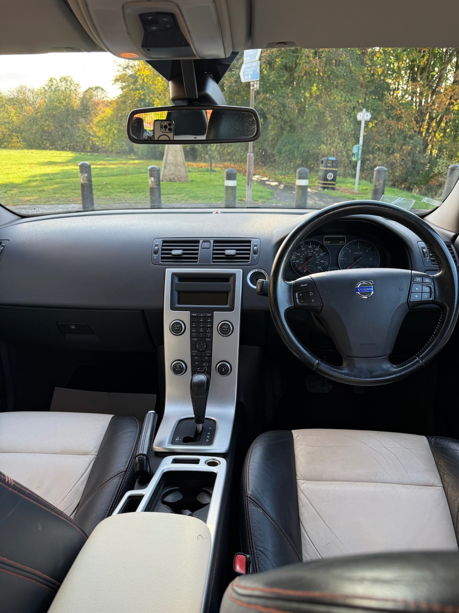 Used Volvo V50 2011 for sale - 76319808: Photo 11