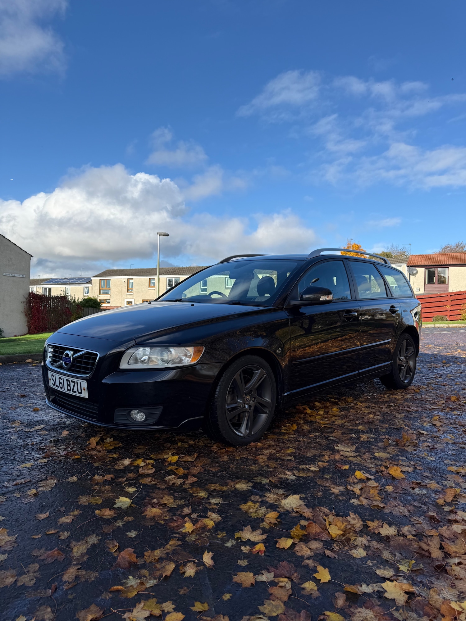 Used Volvo V50 2011 for sale - 76319808: Photo 3