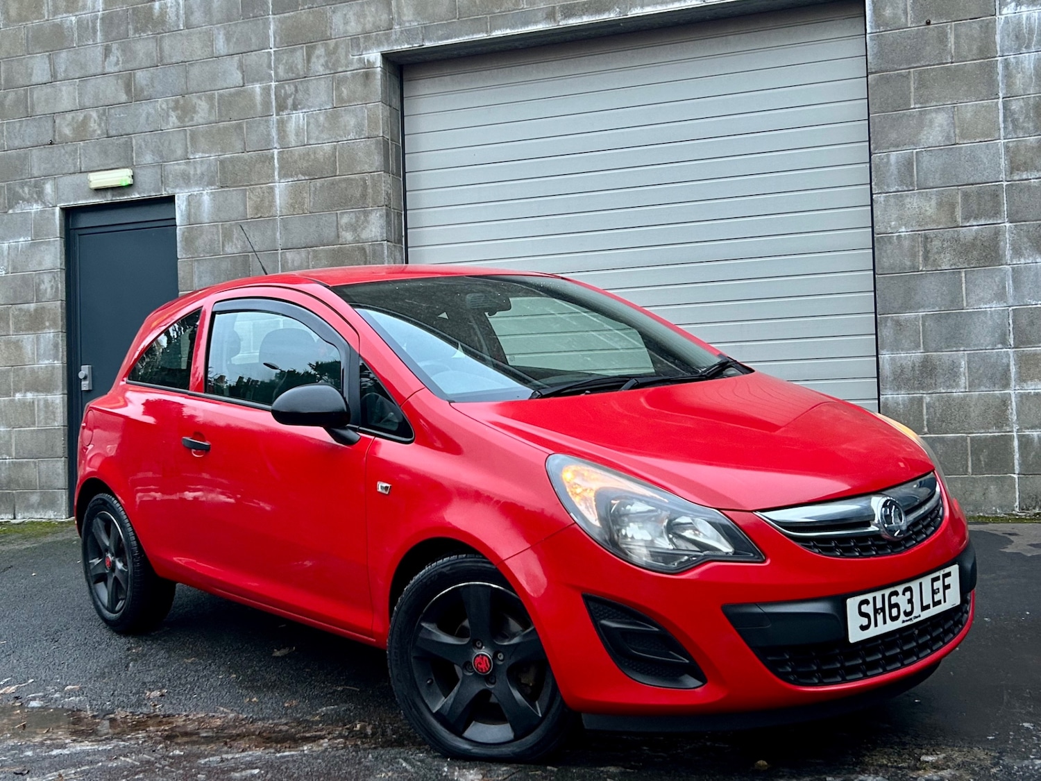 Used Vauxhall Corsa 2013 for sale - 76652931: Photo 1