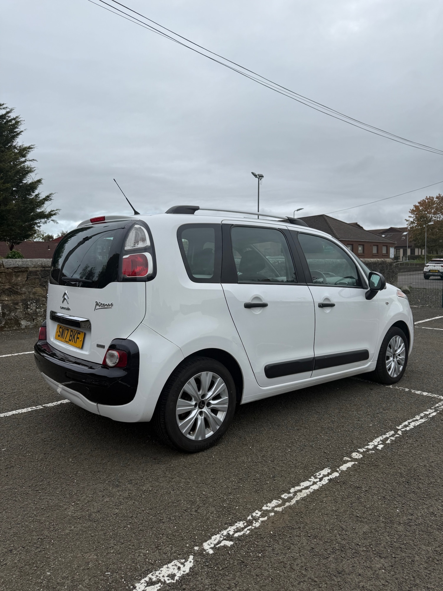 Used Citroen C3 Picasso 2017 for sale - 76181650: Photo 6