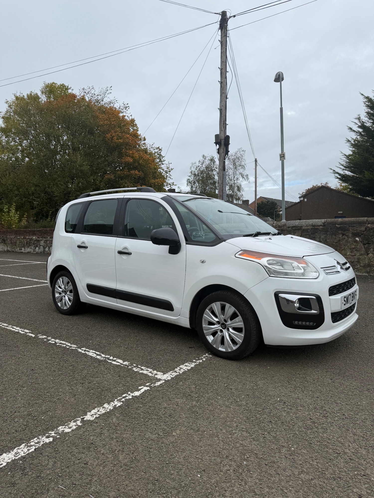 Used Citroen C3 Picasso 2017 for sale - 76181650: Photo 7