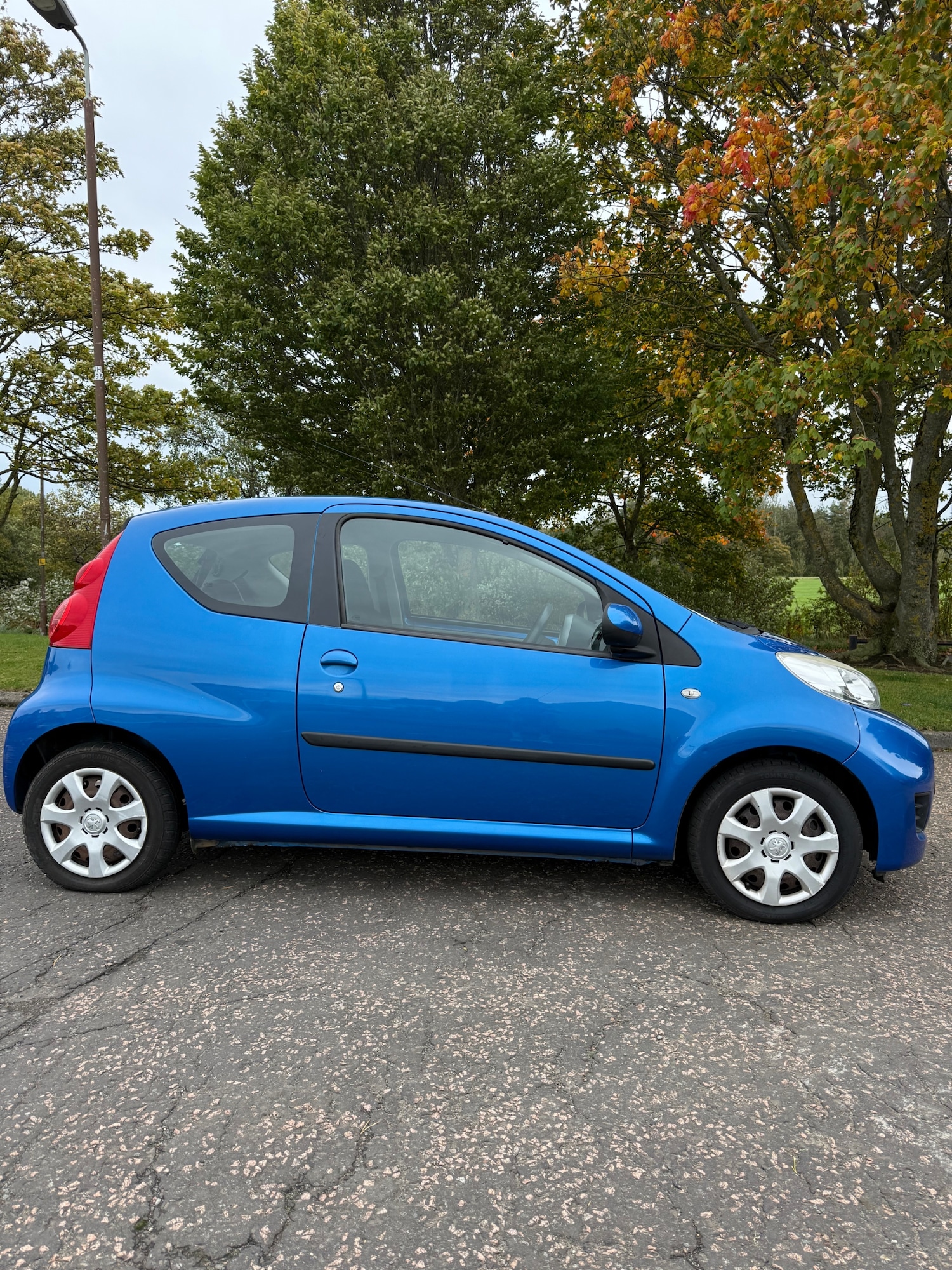 Used Peugeot 107 2011 for sale - 76171343: Photo 2