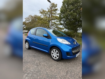 Used Peugeot 107 2011 for sale - 76171343: Photo