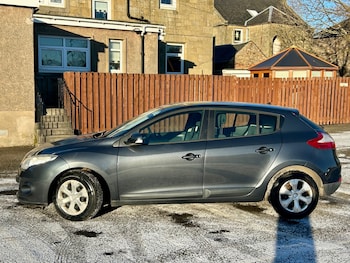 Used Renault Megane 2009 for sale - 77104685: Photo