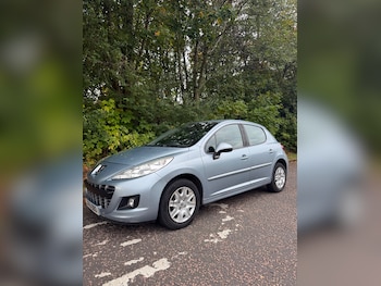 Used Peugeot 207 2011 for sale - 76088446: Photo