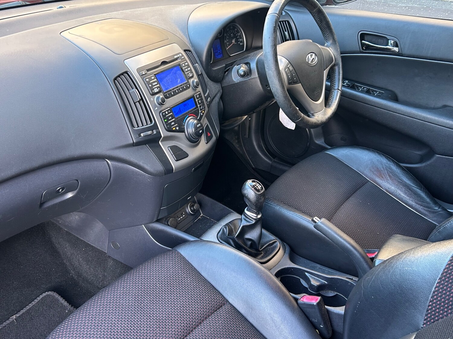 Used Hyundai i30 2011 for sale - 77189640: Photo 11