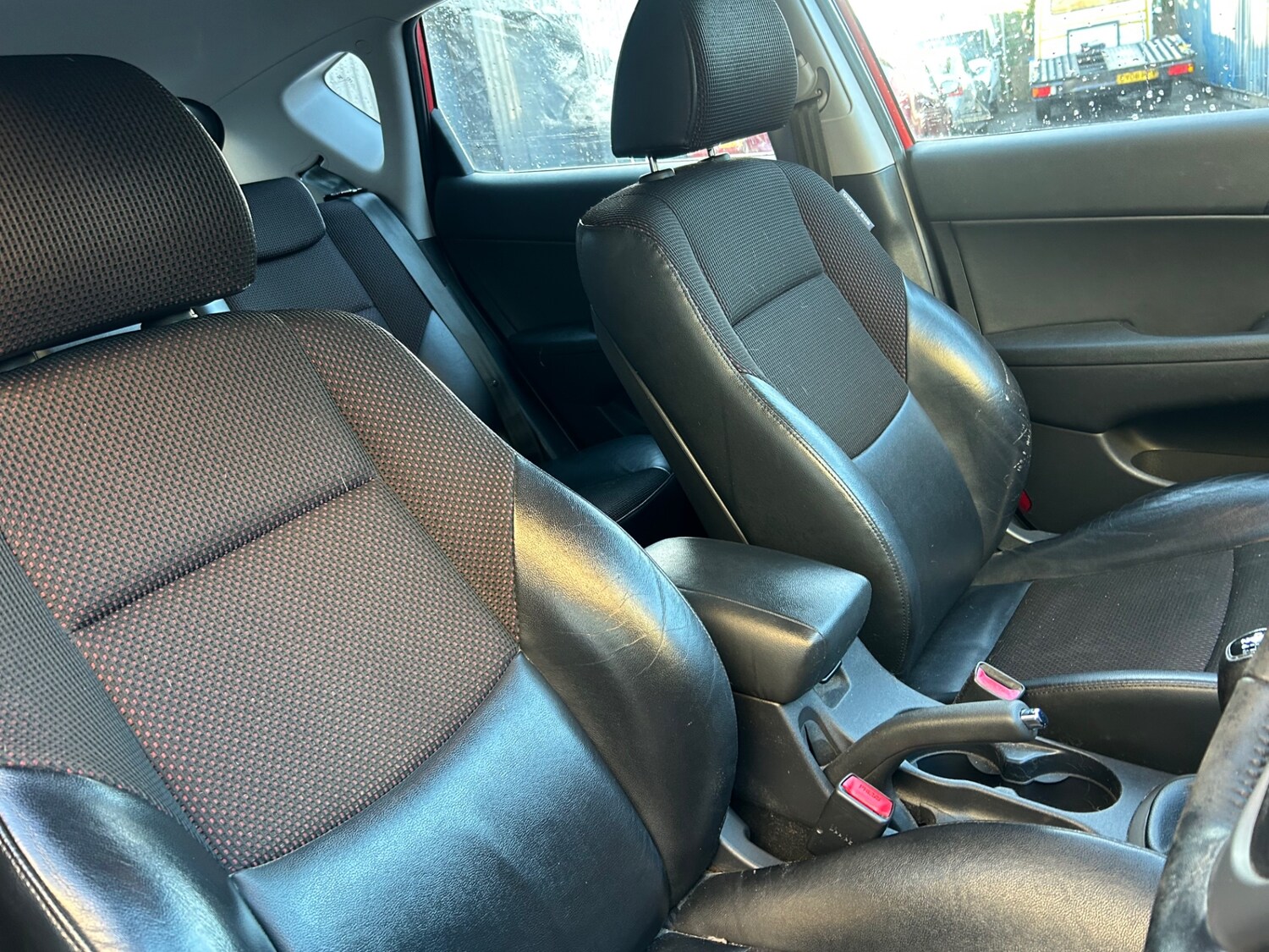 Used Hyundai i30 2011 for sale - 77189640: Photo 16