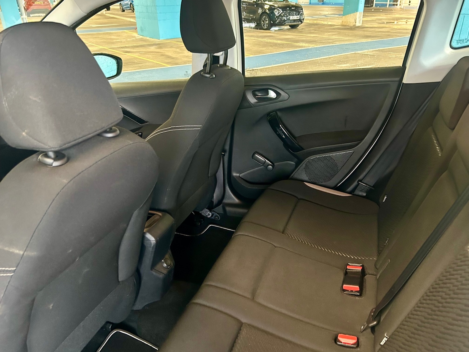 Used Peugeot 2008 2014 for sale - 76565727: Photo 13