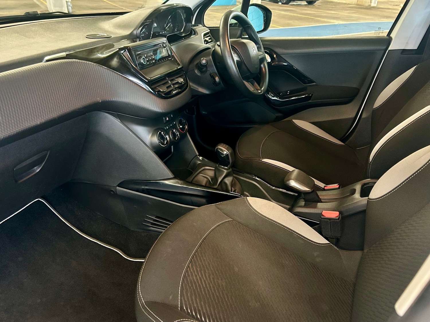 Used Peugeot 2008 2014 for sale - 76565727: Photo 15