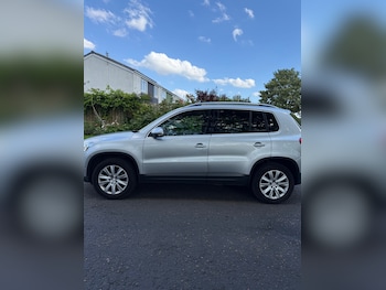 Volkswagen - Tiguan
