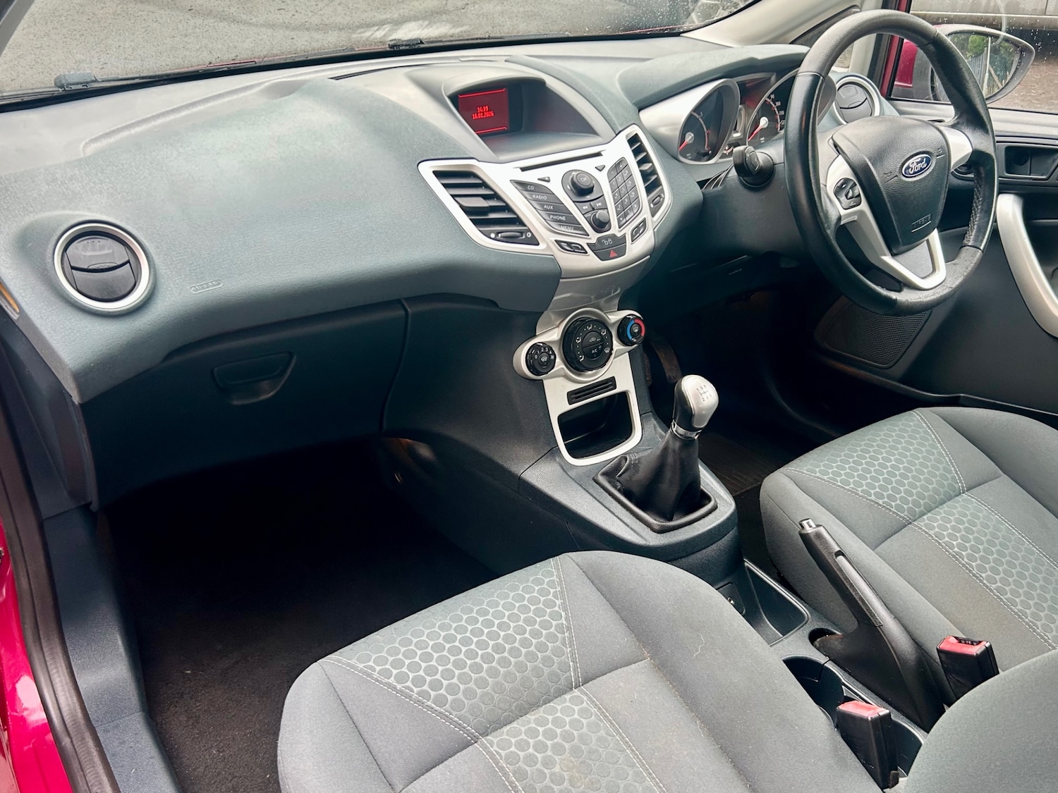 Used Ford Fiesta 2010 for sale - 77228357: Photo 12