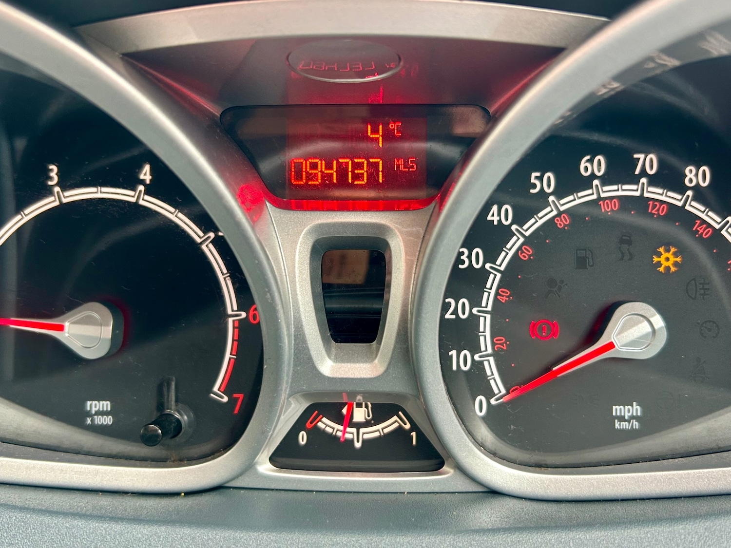 Used Ford Fiesta 2010 for sale - 77228357: Photo 9