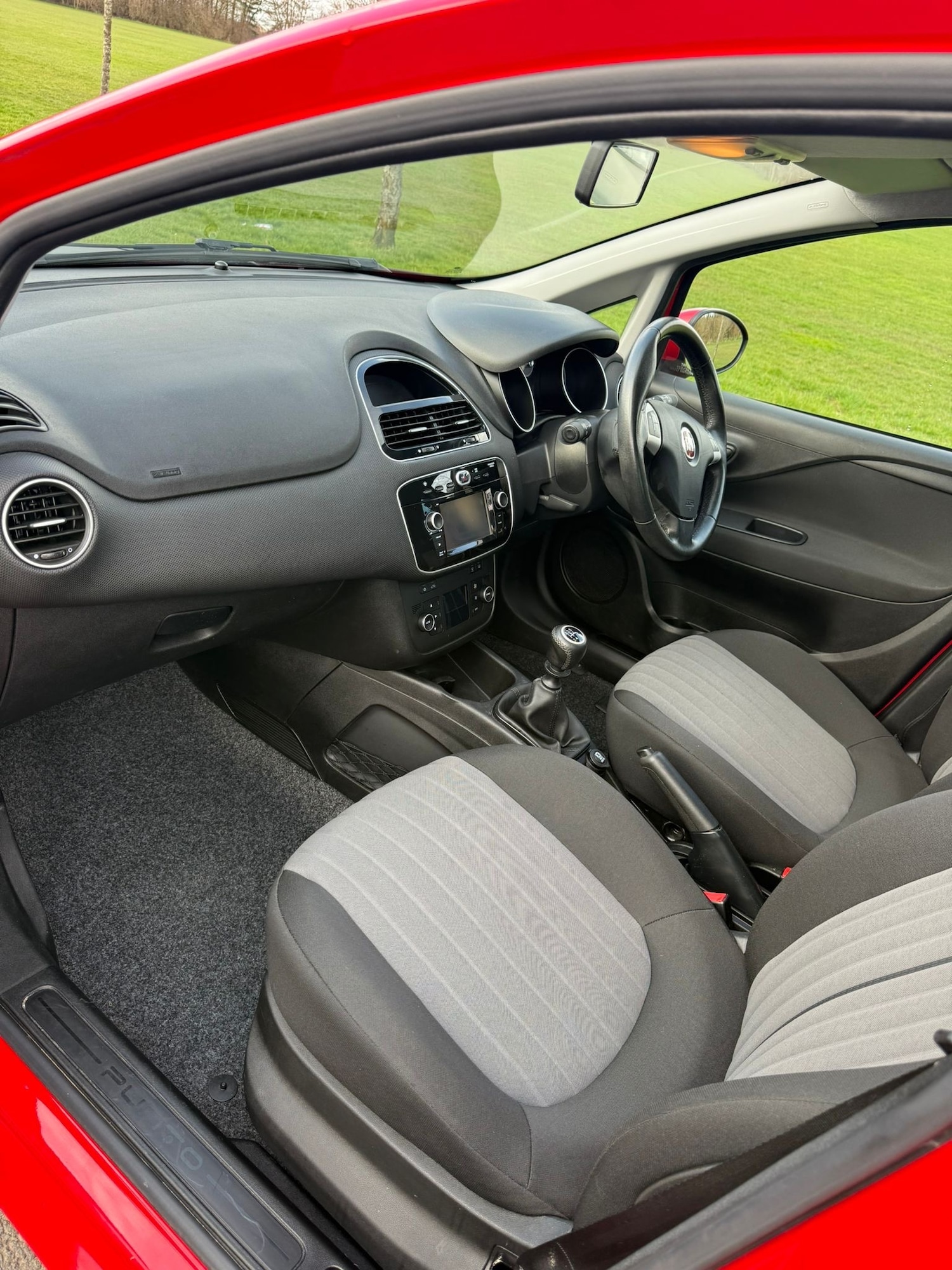 Used Fiat Punto 2017 for sale - 77935248: Photo 14