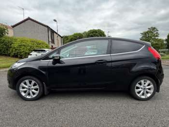 2010 (59) - 1.25 Zetec 3dr [82]