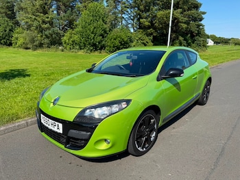 Used Renault Megane 2010 for sale - 79197769: Photo