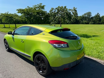 Used Renault Megane 2010 for sale - 79197769: Photo