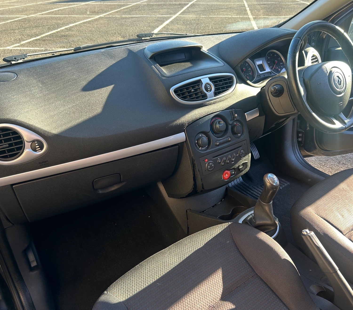 Used Renault Clio 2007 for sale - 76606018: Photo 15