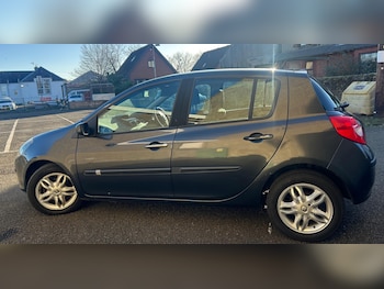 Used Renault Clio 2007 for sale - 76606018: Photo