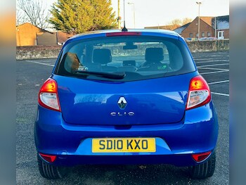 Used Renault Clio 2010 for sale - 76699707: Photo