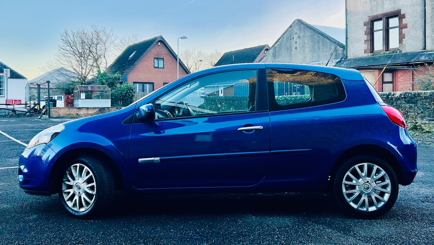 Used Renault Clio 2010 for sale - 76699707: Photo 8