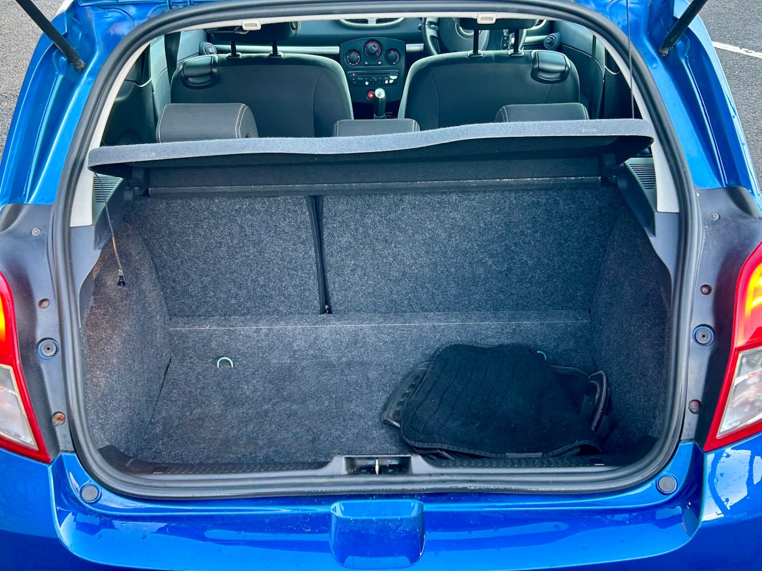 Used Renault Clio 2010 for sale - 76699707: Photo 9