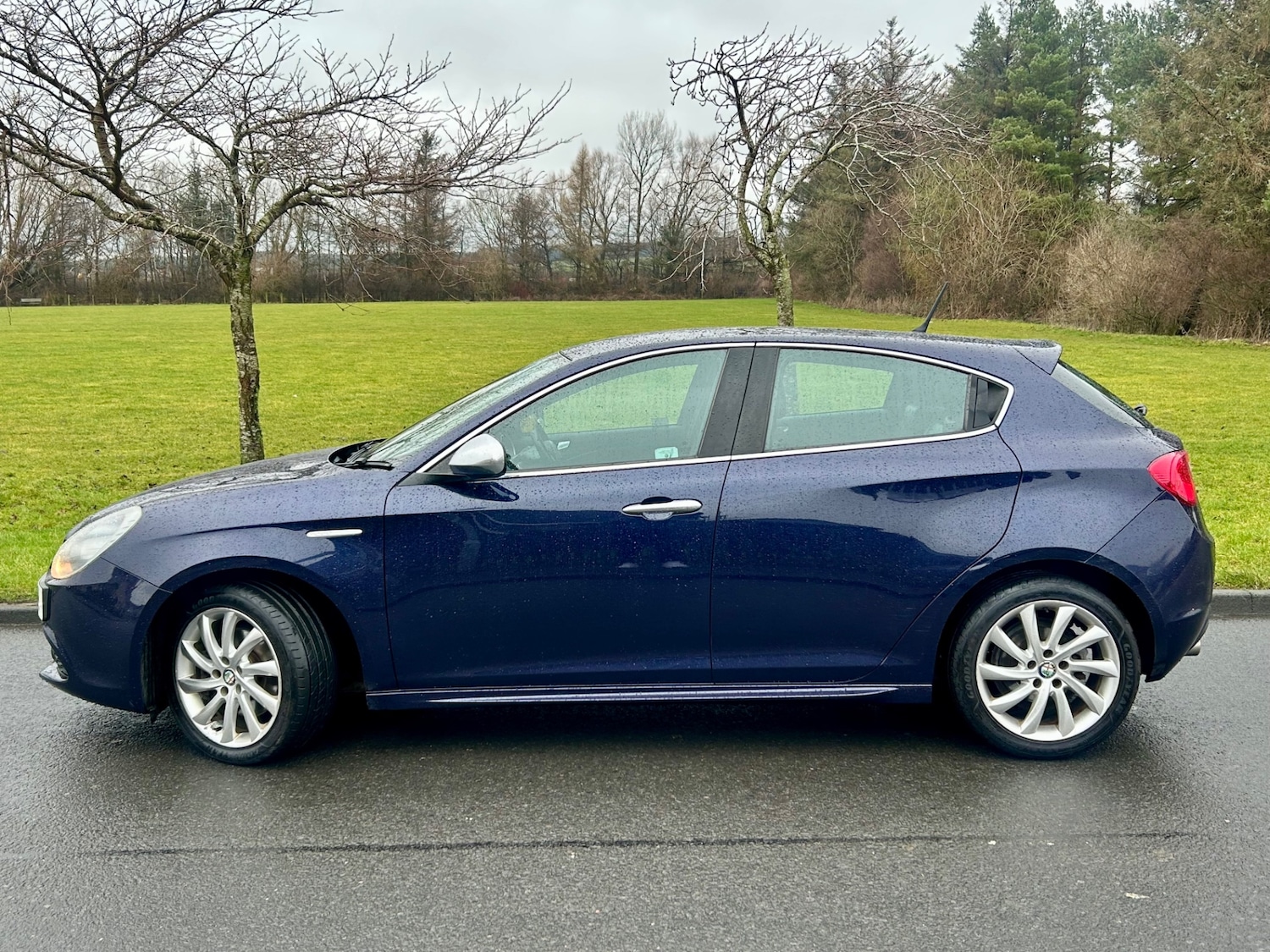 Used Alfa Romeo Giulietta 2011 for sale - 77432574: Photo 6