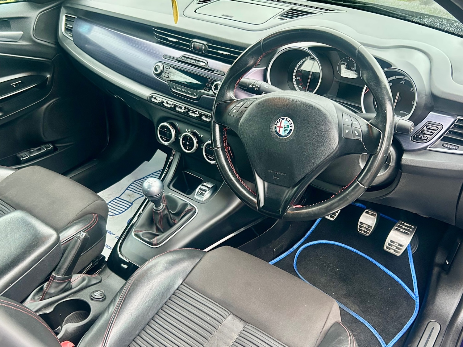 Used Alfa Romeo Giulietta 2011 for sale - 77432574: Photo 9