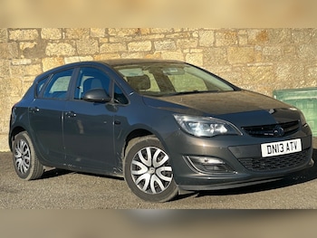 Used Vauxhall Astra 2013 for sale - 76606028: Photo