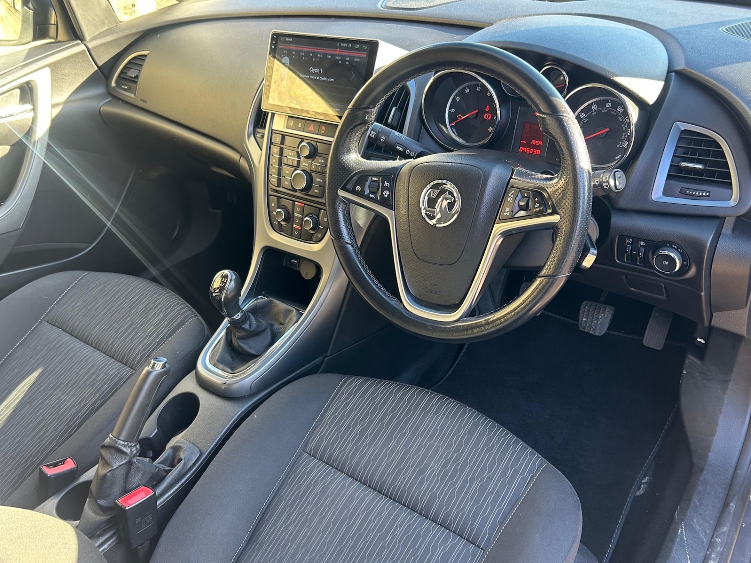 Used Vauxhall Astra 2013 for sale - 76606028: Photo 8