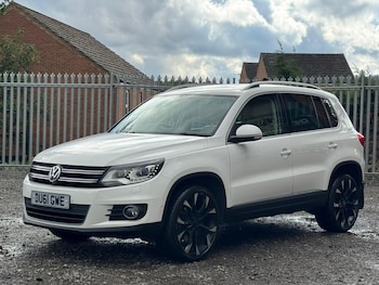 Used Volkswagen Tiguan 2012 for sale - 75781622: Photo