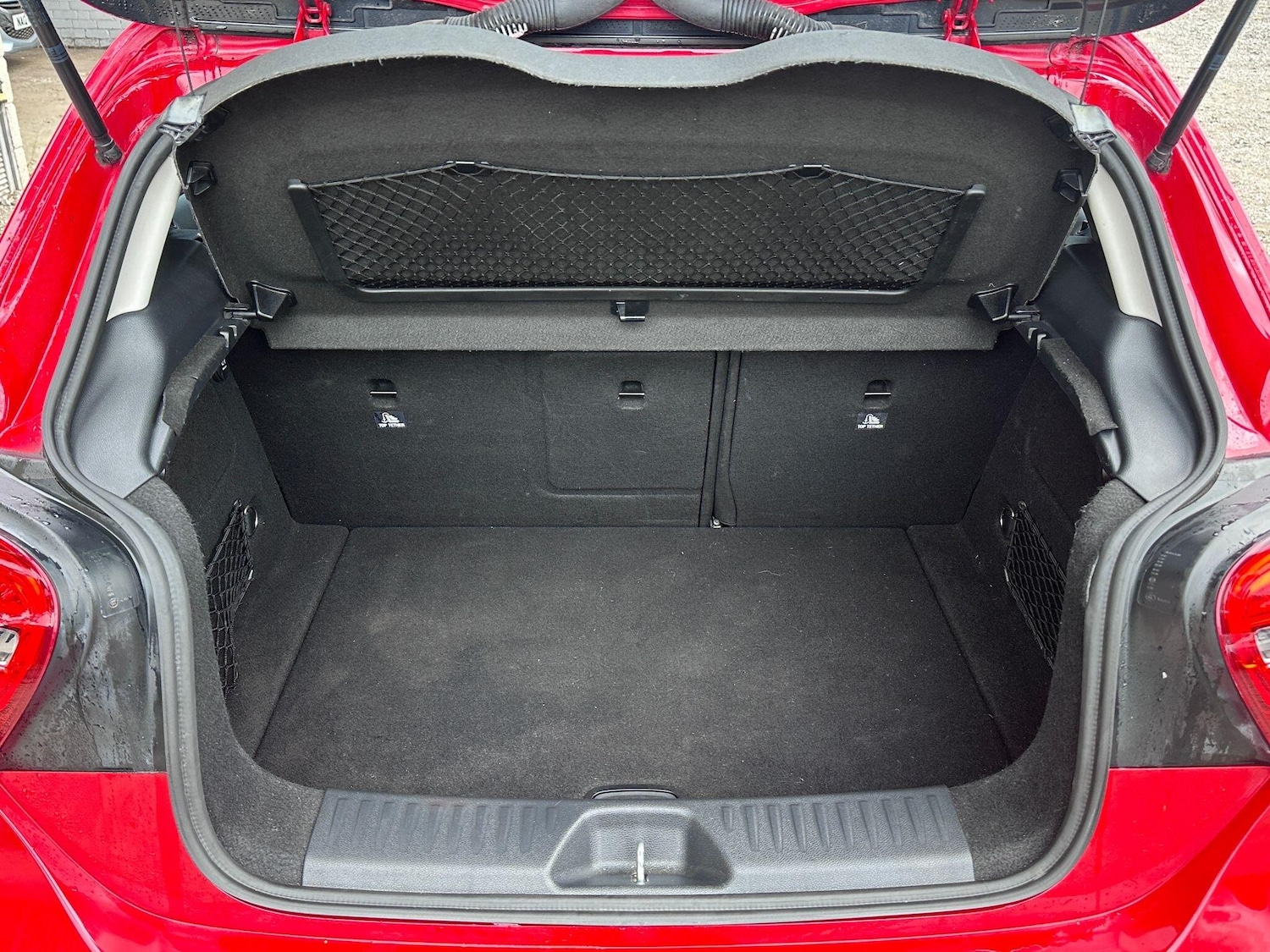 Used Mercedes-Benz A-Class 2016 for sale - 76585375: Photo 8