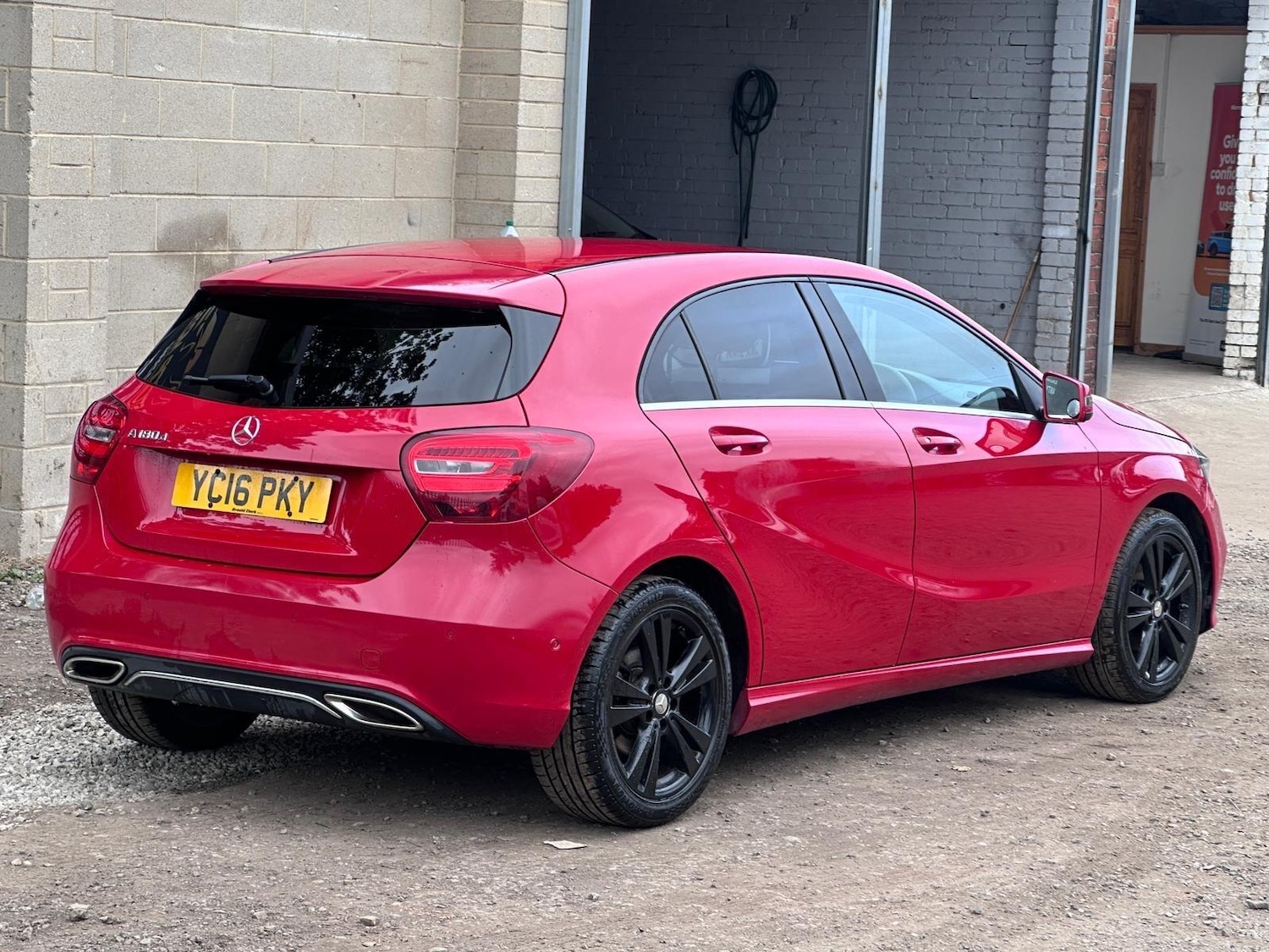 Used Mercedes-Benz A-Class 2016 for sale - 76585375: Photo 9