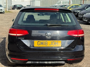 Used Volkswagen Passat 2018 for sale - 77670507: Photo