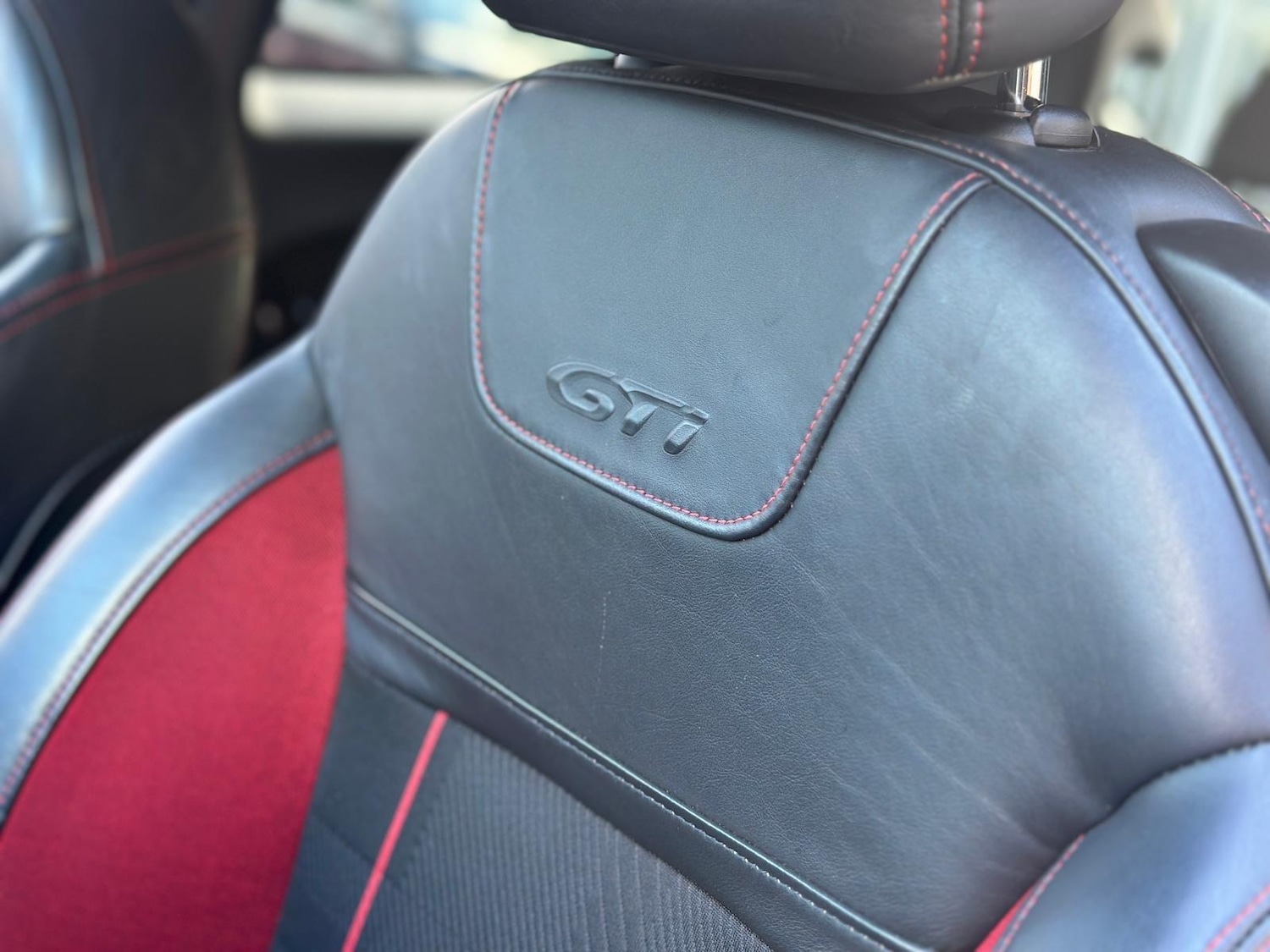 Used Peugeot 208 2014 for sale - 76121471: Photo 11