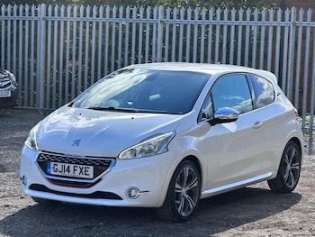 Used Peugeot 208 2014 for sale - 76121471: Photo