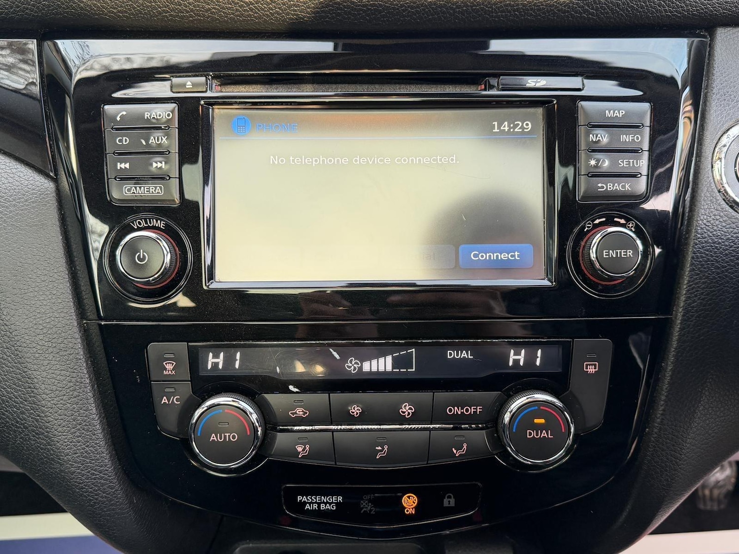 Used Nissan Qashqai 2014 for sale - 76658703: Photo 16